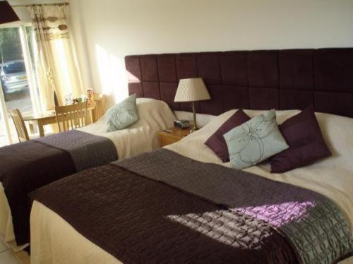 The Willows Guest House Takeley Bagian luar foto